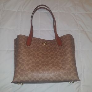 Coach Willow Tote In Signature *open to offers
